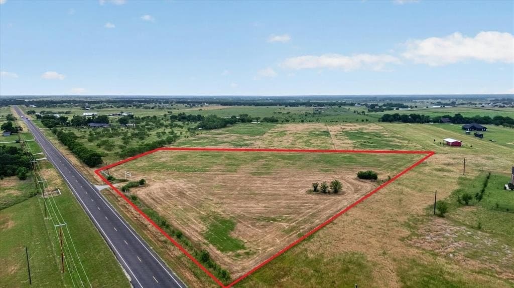 4.46 acres in Navarro County