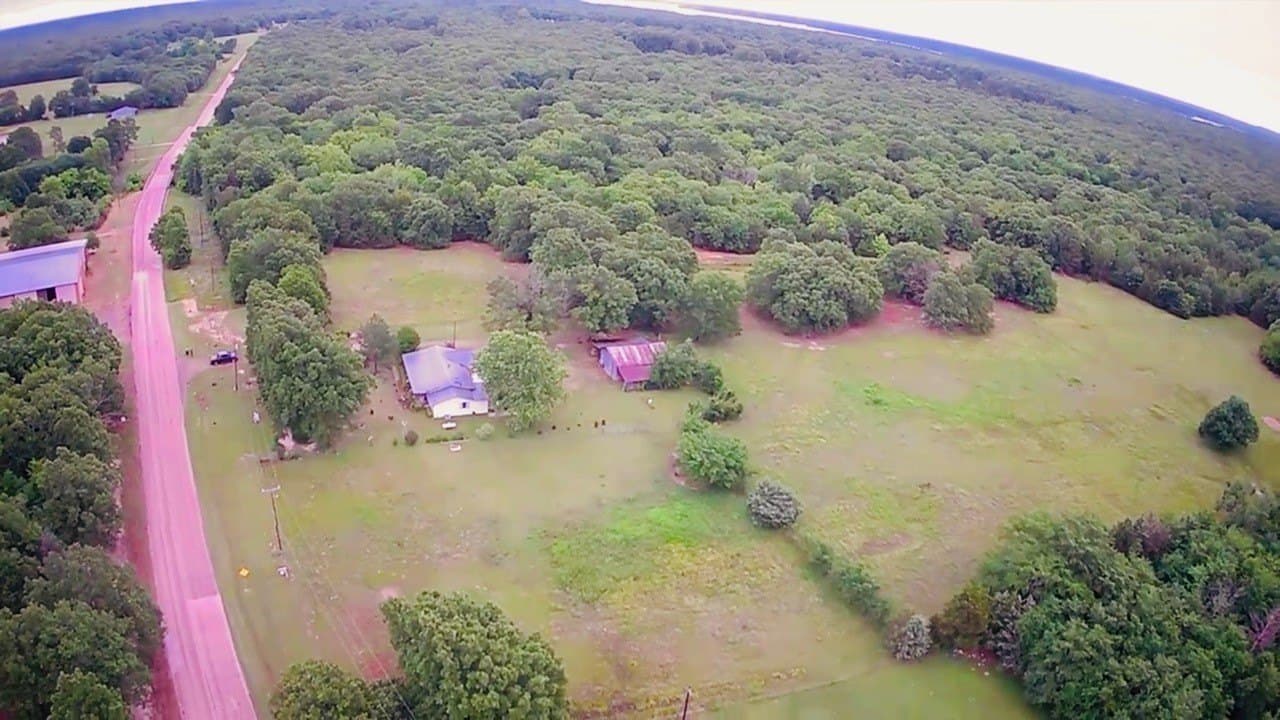 11.8 acres in Lamar County - photo 2