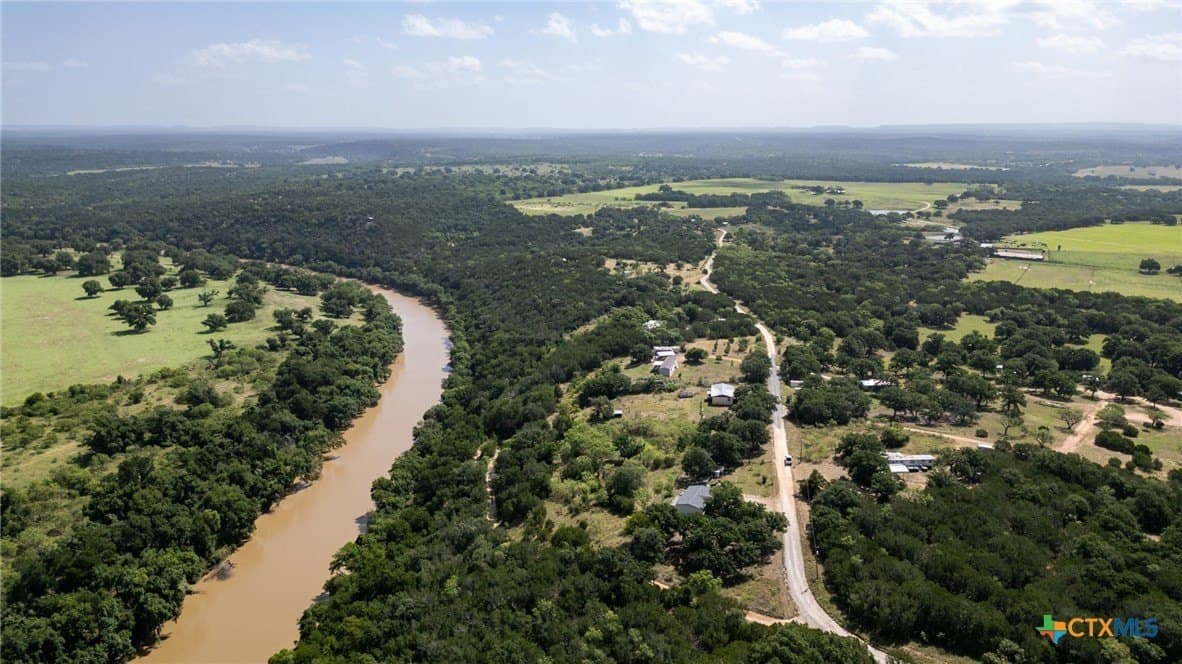 5.1 acres in Lampasas County featured view