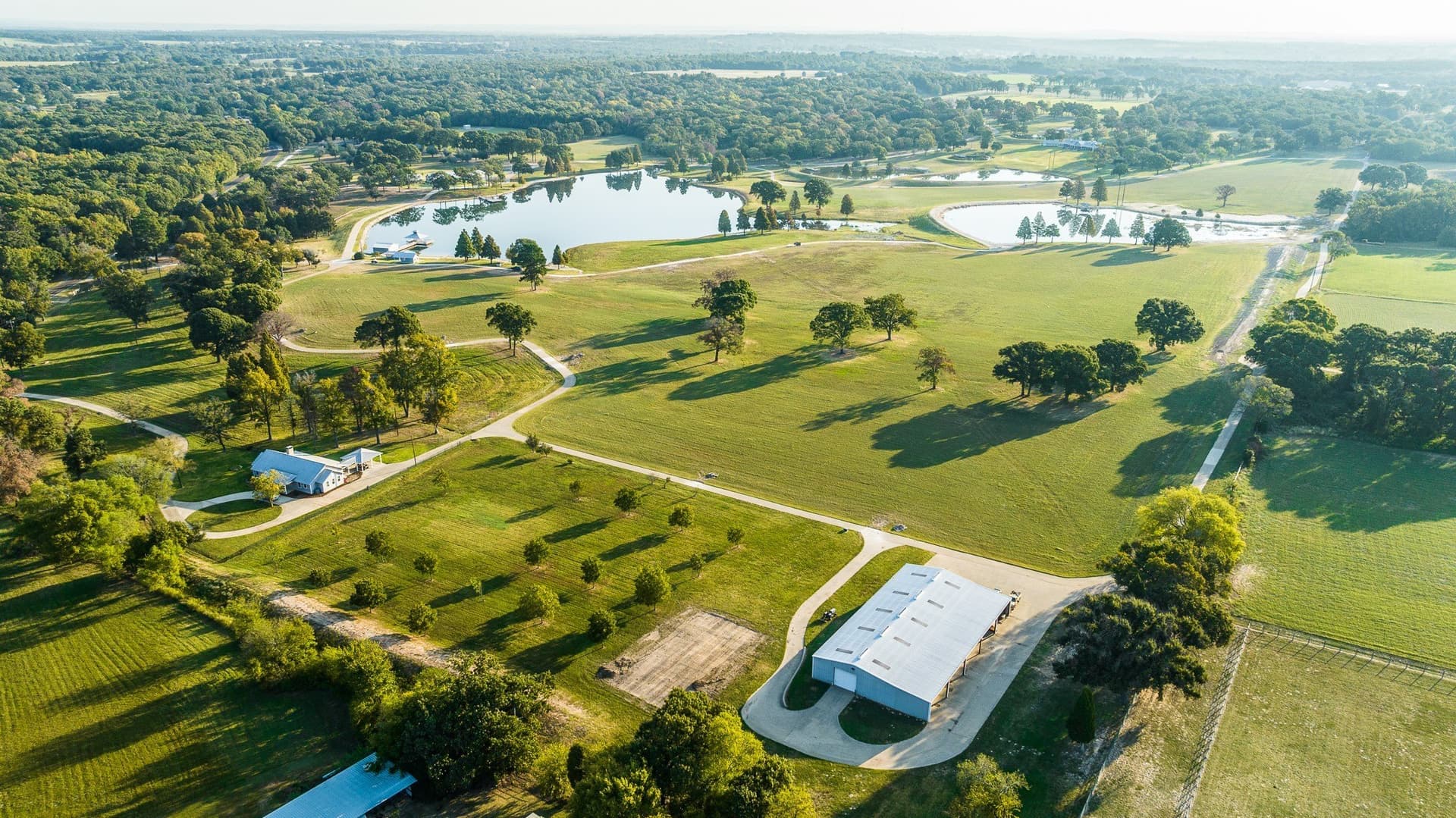 320 acres in Henderson County - photo 2