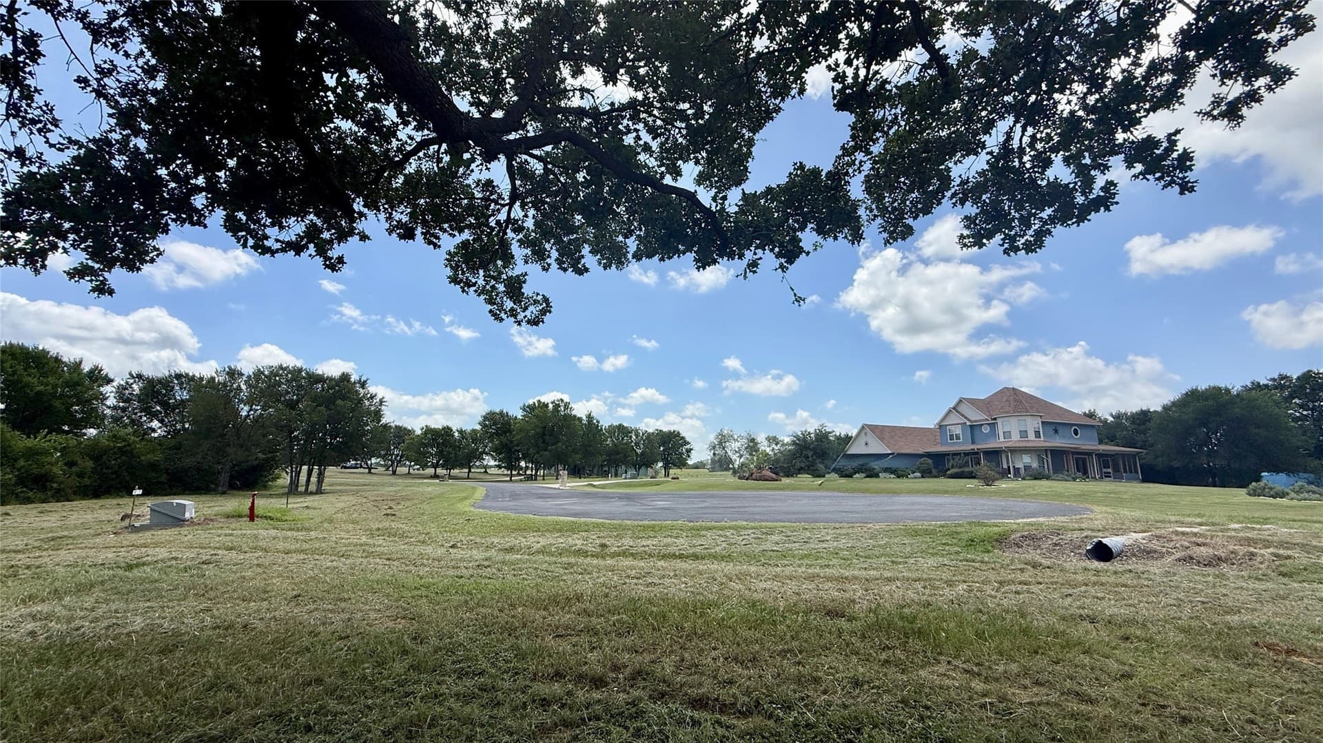 1.01 acres in Navarro County - photo 32