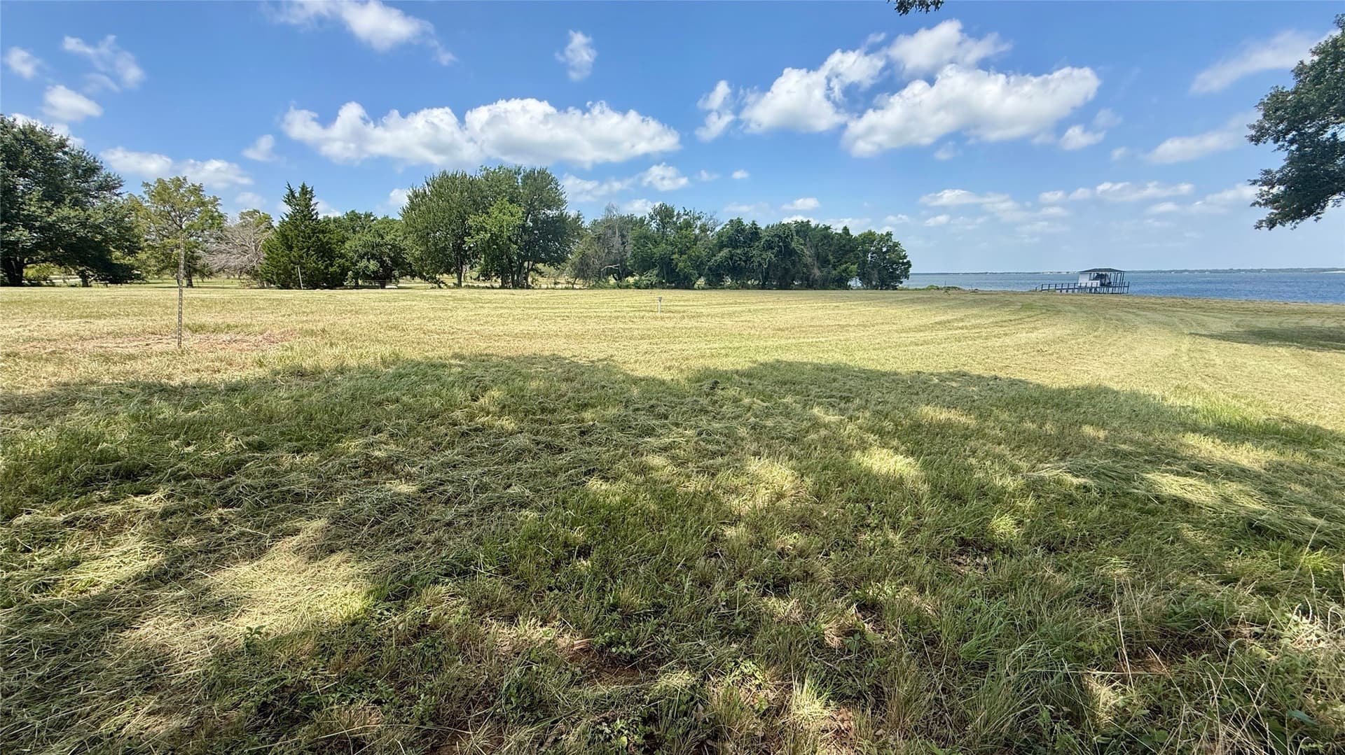 1.01 acres in Navarro County - photo 24