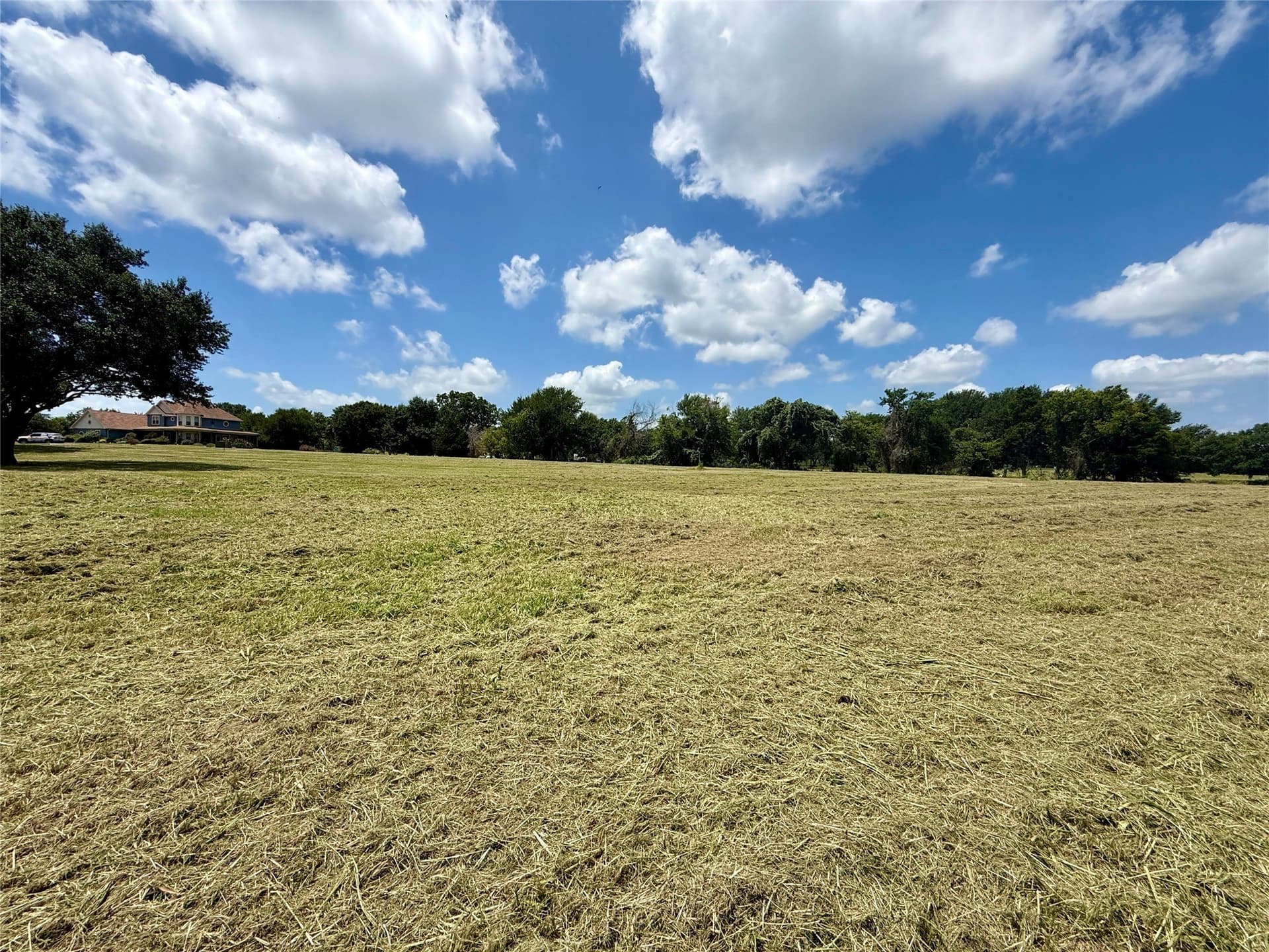 1.01 acres in Navarro County - photo 22