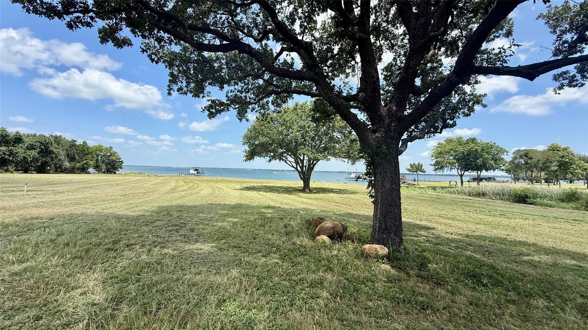 1.01 acres in Navarro County - photo 16