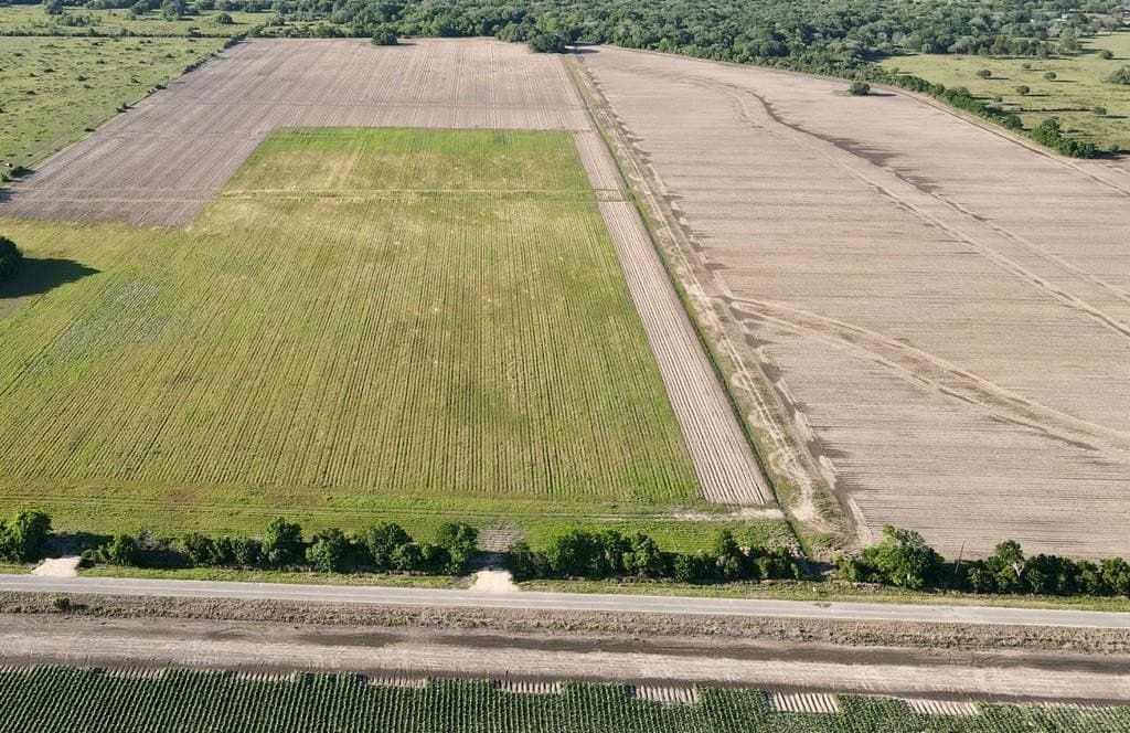 10.18 acres in Blessing Area County