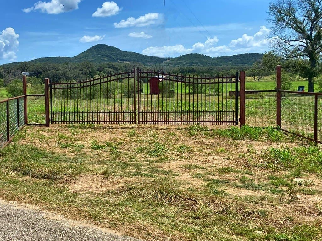 10.31 acres in Bandera County - photo 22