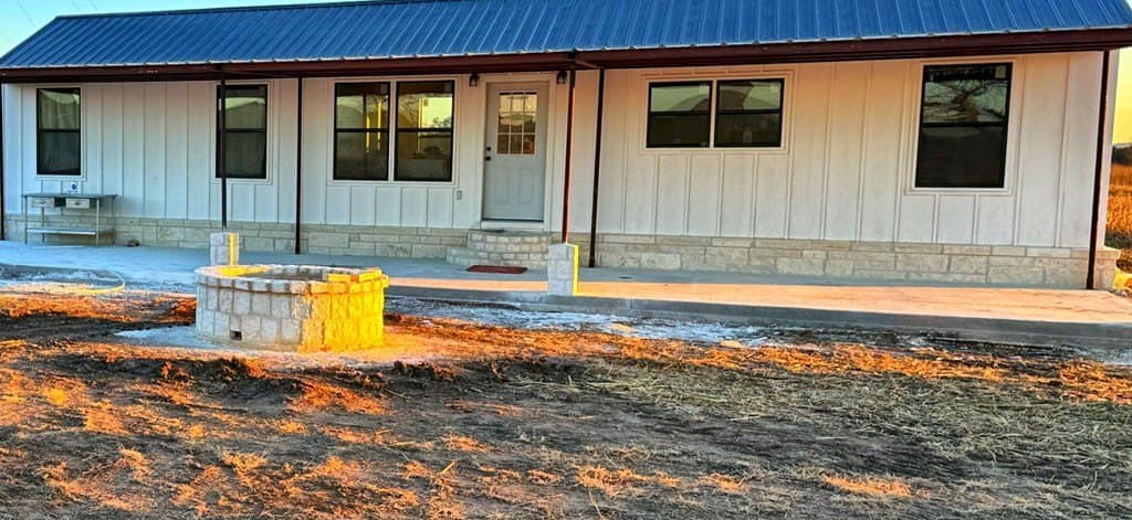 10.31 acres in Bandera County gallery image 3