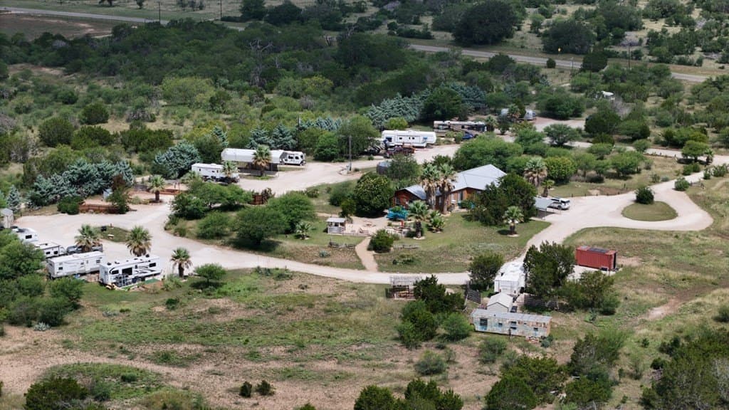 10.18 acres in Bandera County gallery image 4