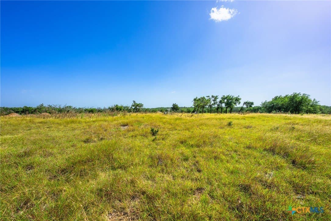 10 acres in Kerr County - photo 13