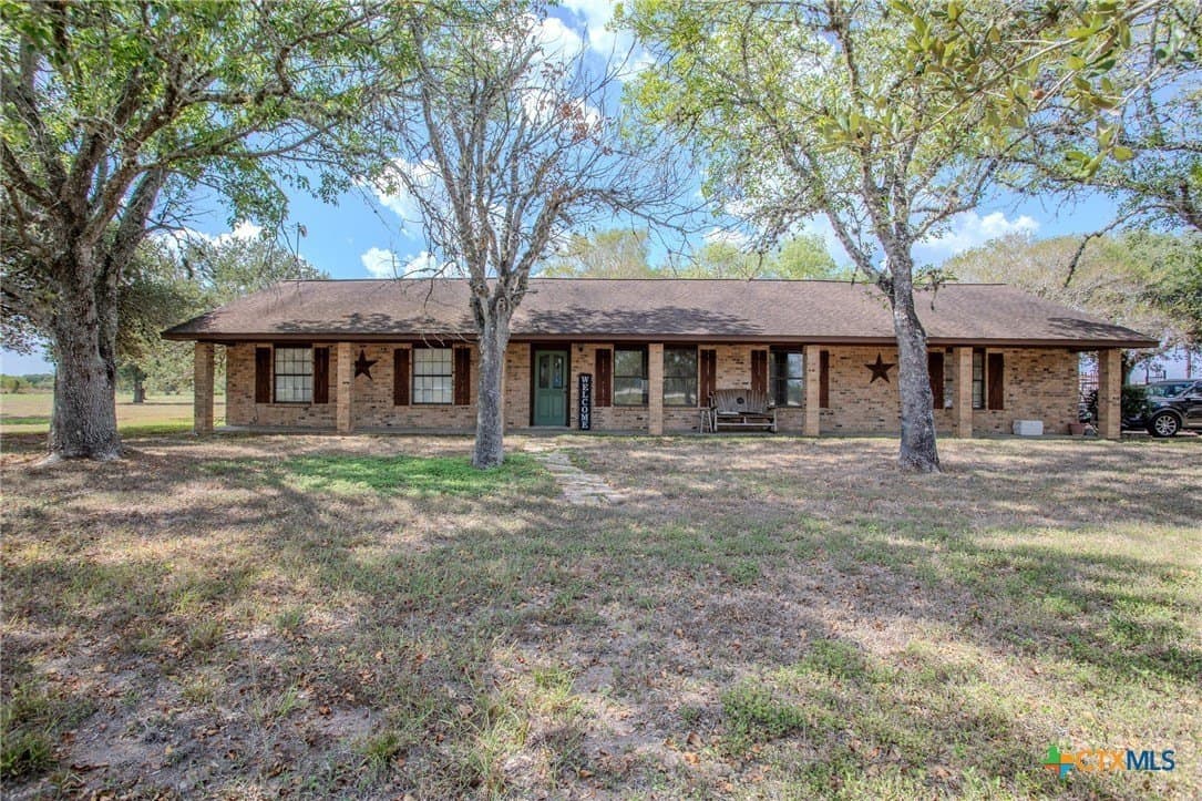 10.23 acres in Victoria County