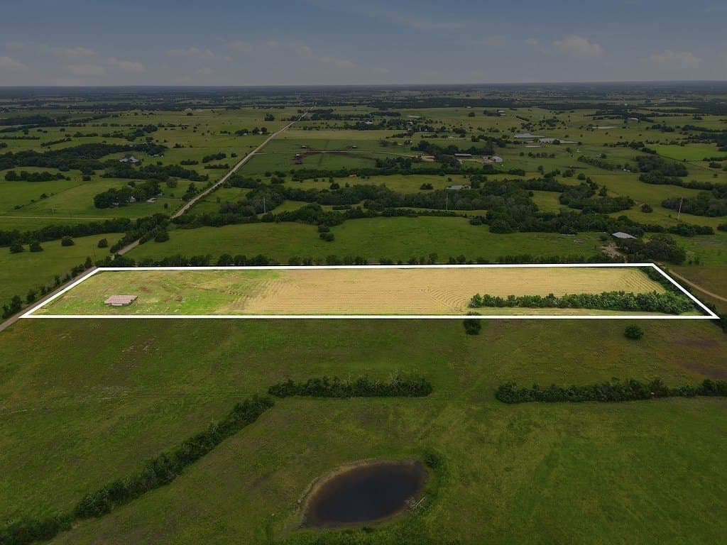 10 acres in Austin County gallery image 2