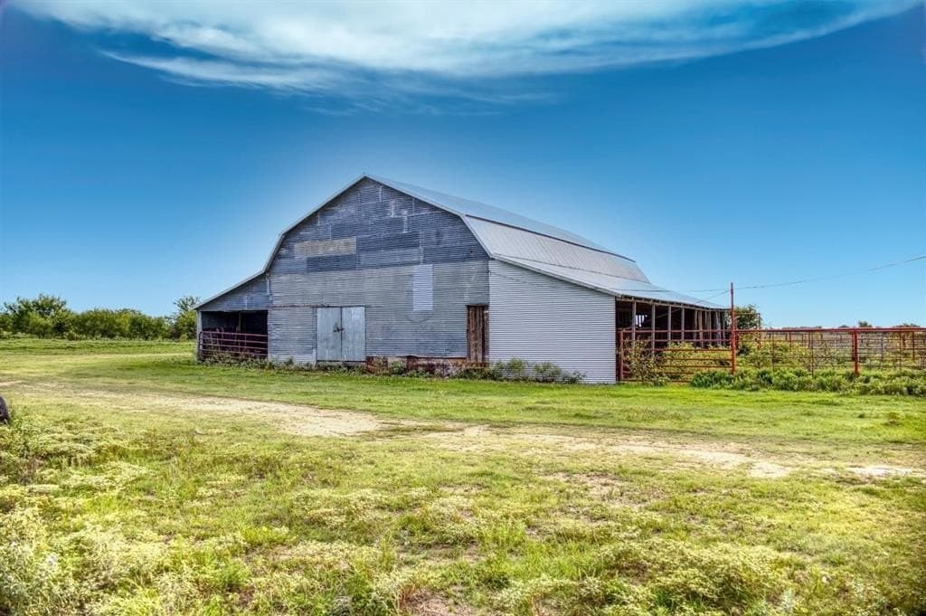 946.71 acres in Parker County gallery image 2