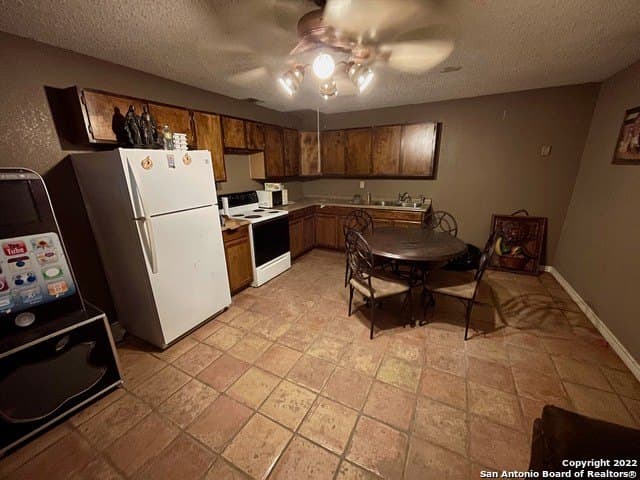 406.27 acres in Bexar County - photo 11