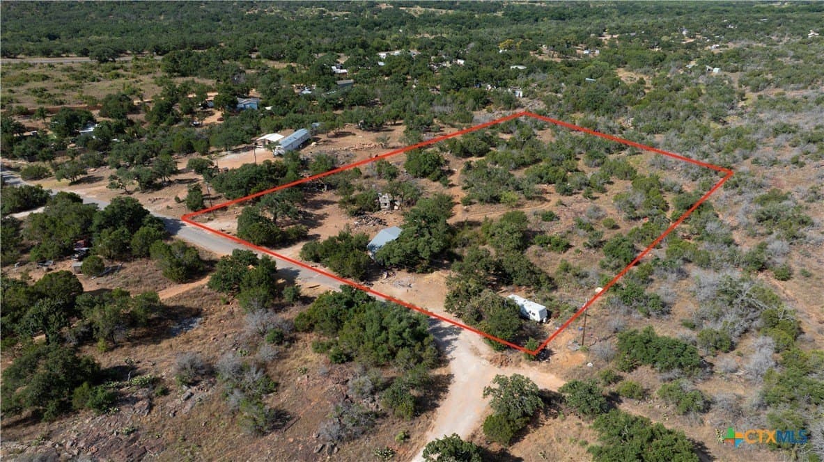 3.07 acres in Burnet County