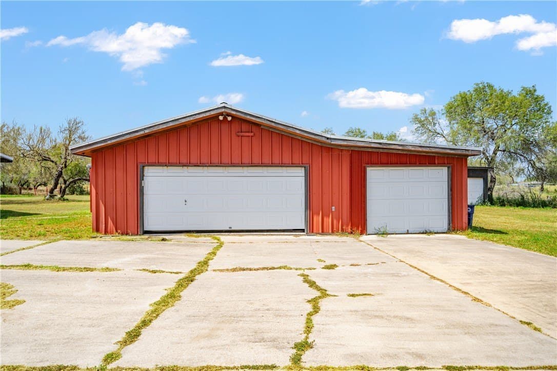 20.45 acres in Kleberg County - photo 25