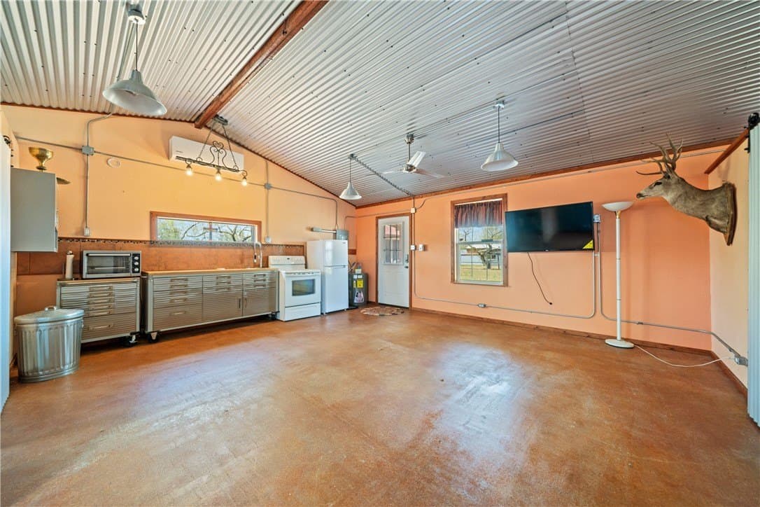 20.45 acres in Kleberg County - photo 31