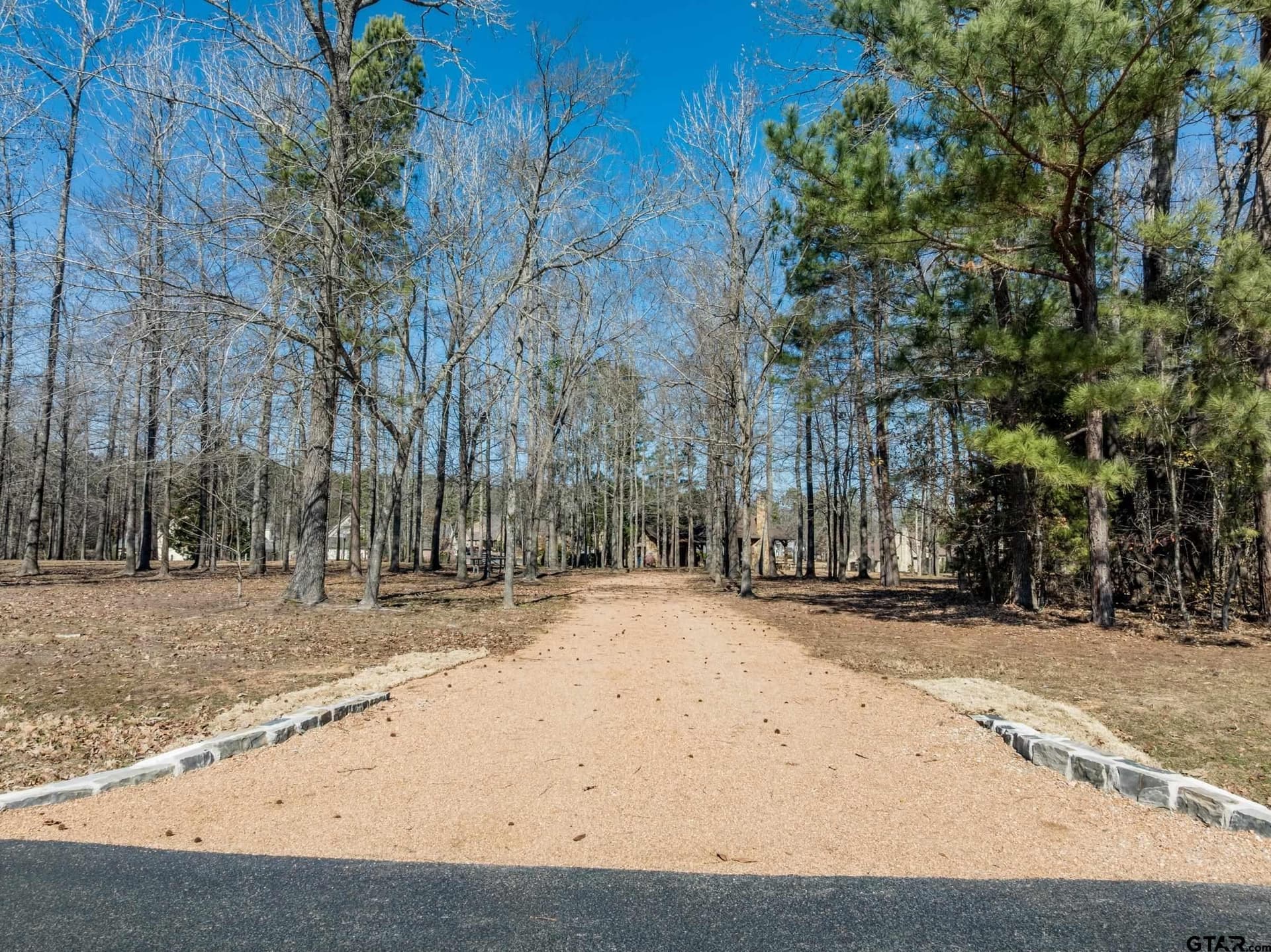0.72 acres in Henderson County - photo 8