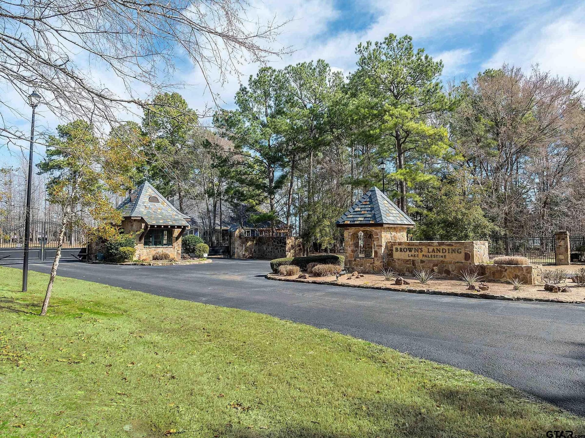0.72 acres in Henderson County - photo 16