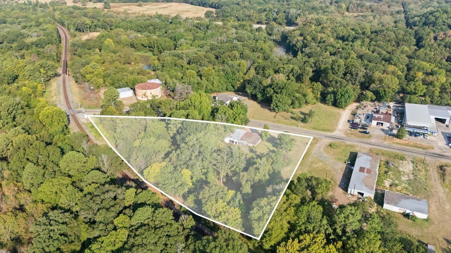 2.31 acres in Gregg County - photo 2