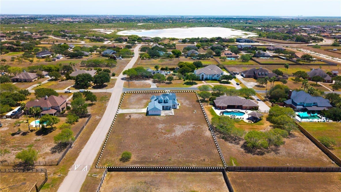 49,619 acres in Nueces County - photo 5