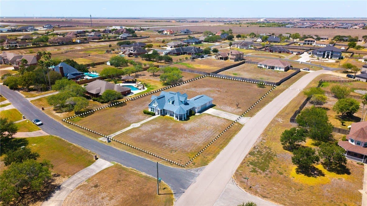 49,619 acres in Nueces County - photo 3