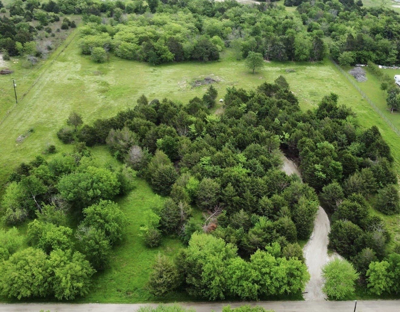10 acres in Hunt County