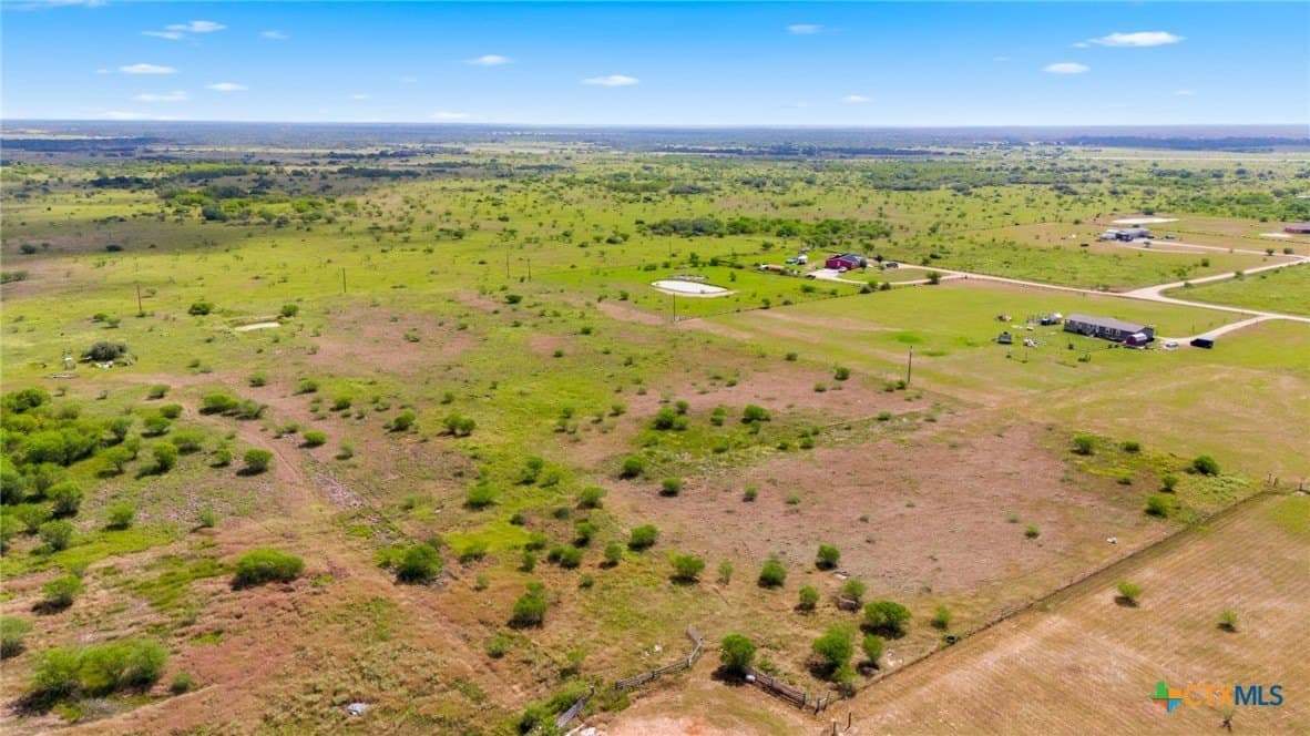 15 acres in Victoria County - photo 45