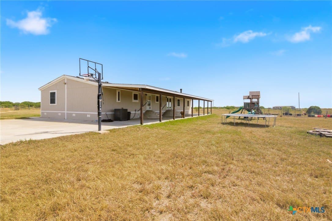 15 acres in Victoria County - photo 36