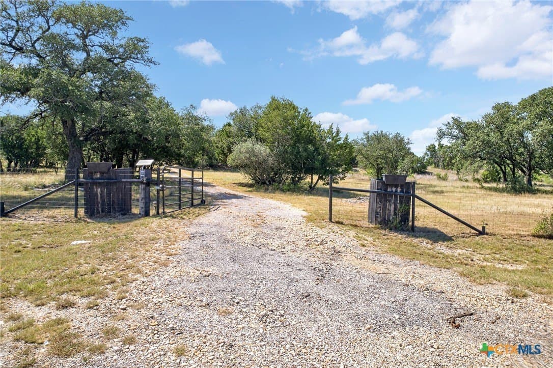 5 acres in Bell County - photo 8
