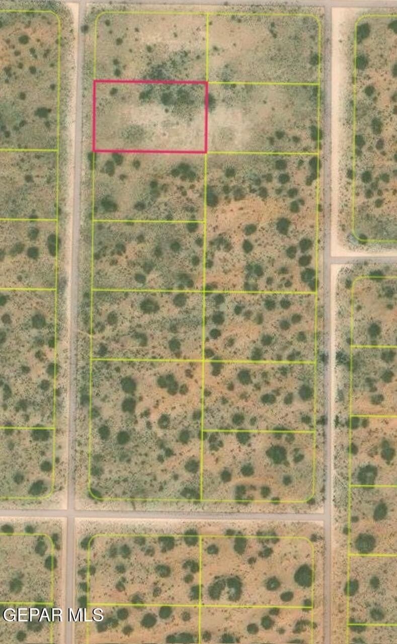 0.5 acres in El Paso County gallery image 2