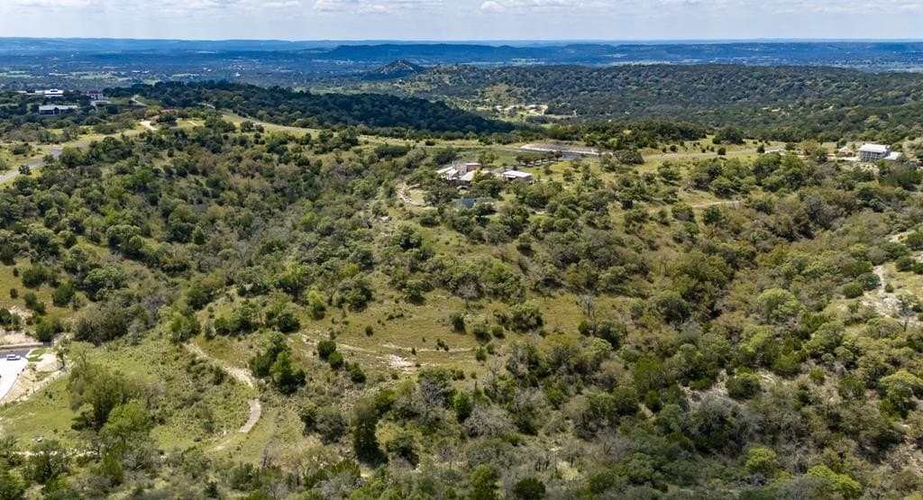 8.9 acres in Kerr County gallery image 2