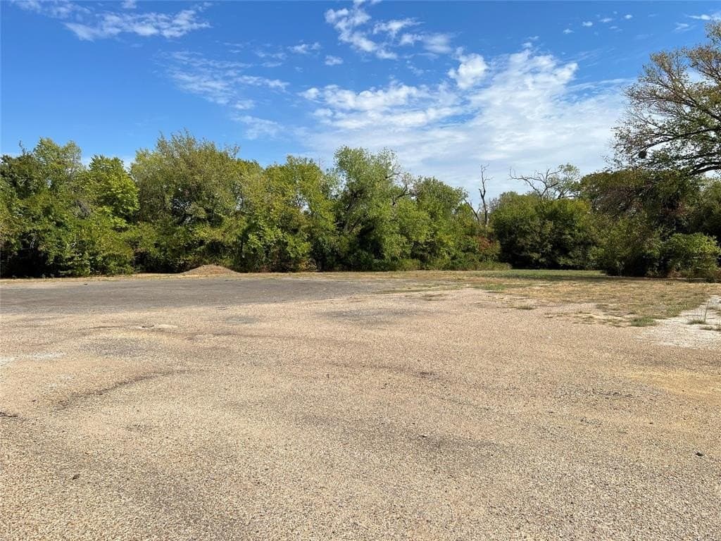 1.46 acres in Tarrant County gallery image 3