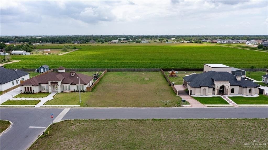 0.5 acres in Hidalgo County gallery image 3