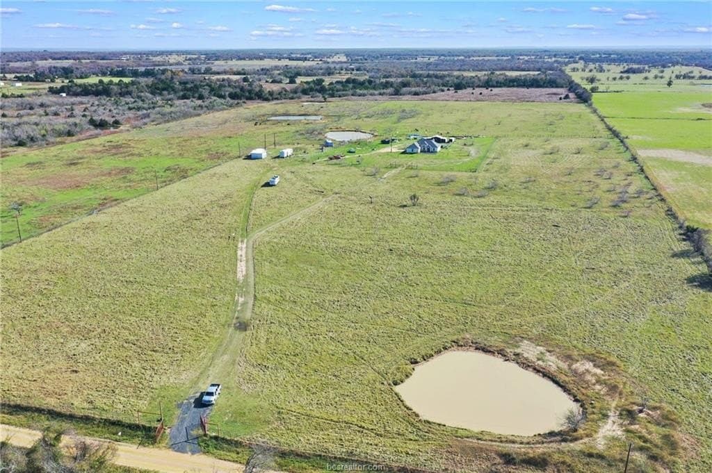30.99 acres in Milam County - photo 3