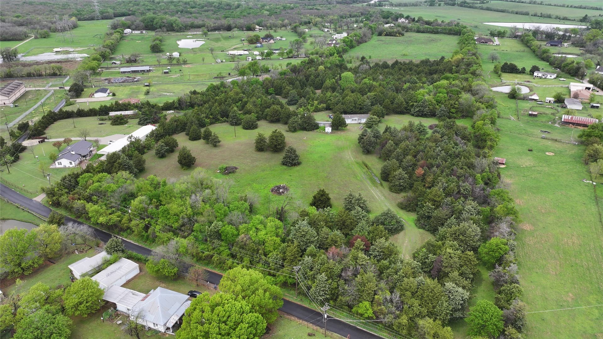 32.8 acres in Kaufman County - photo 4