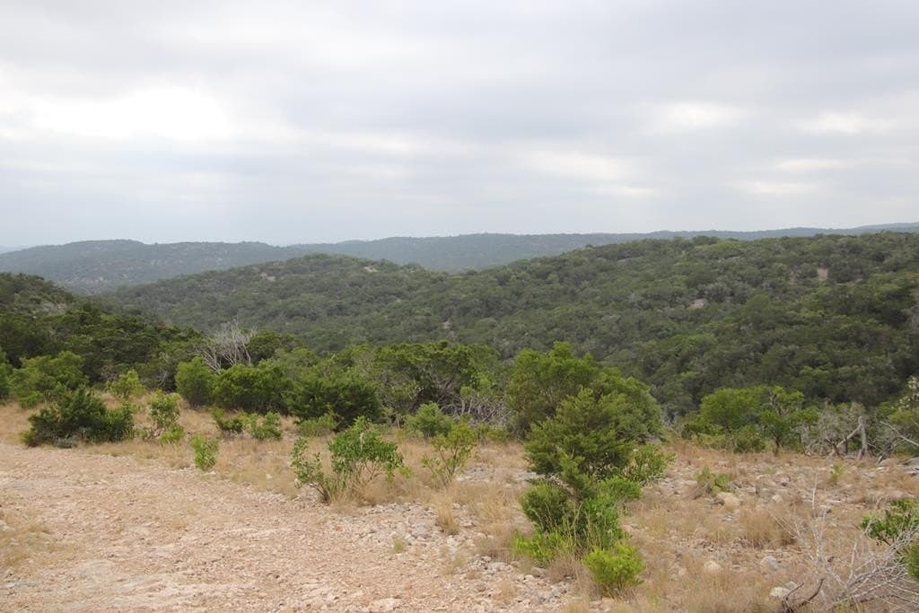 1,038 acres in Edwards County - photo 51