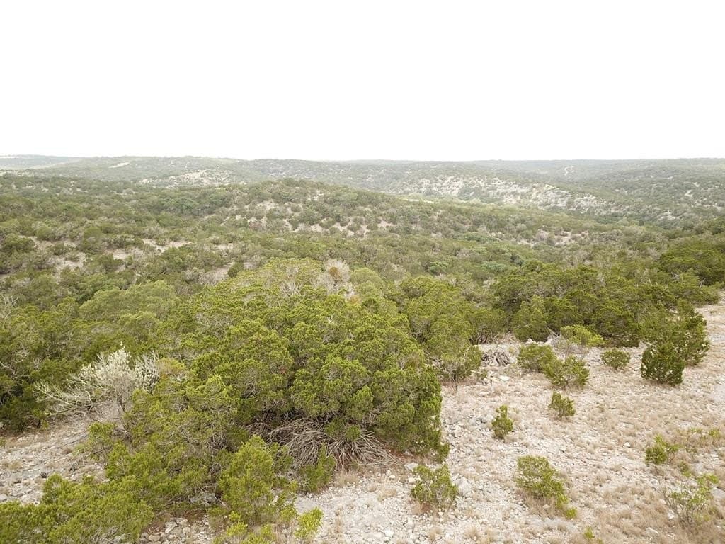 1,038 acres in Edwards County - photo 28