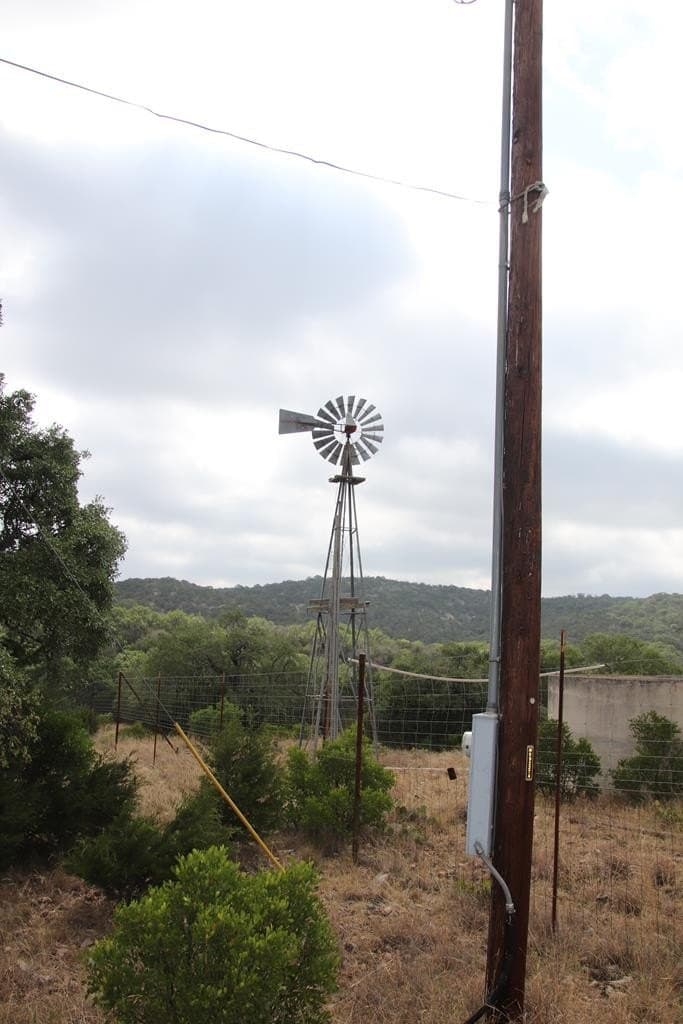 1,038 acres in Edwards County - photo 54