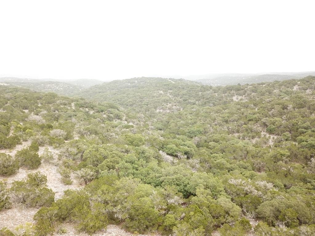 1,038 acres in Edwards County - photo 18