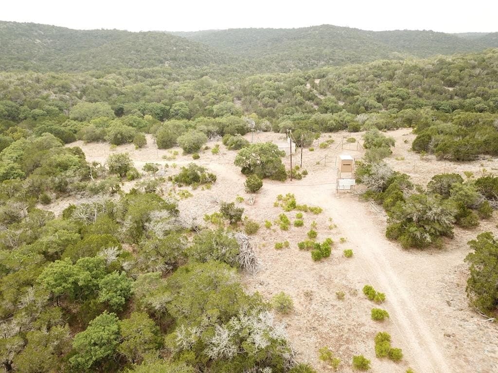 1,038 acres in Edwards County - photo 26