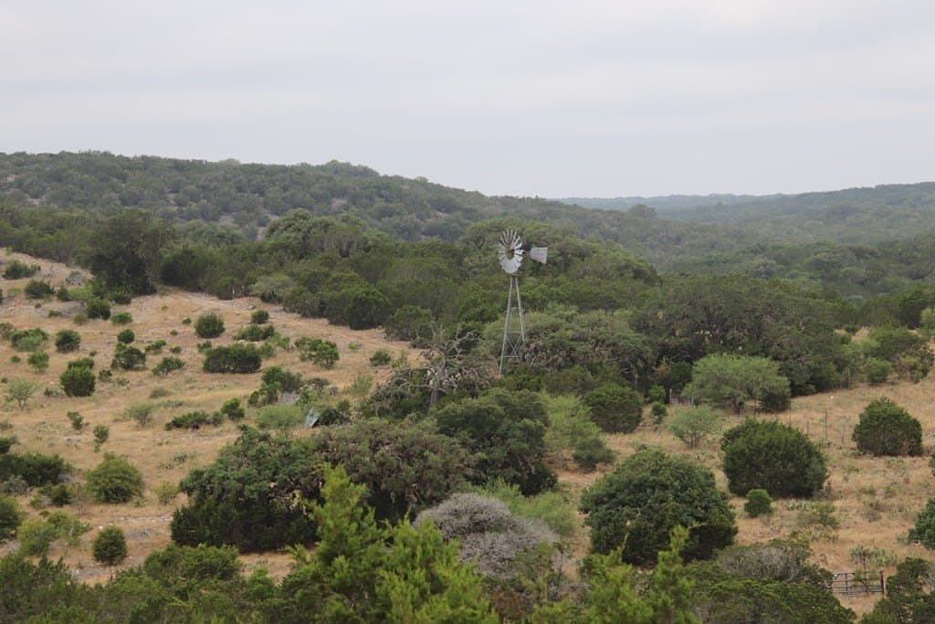 1,038 acres in Edwards County - photo 6
