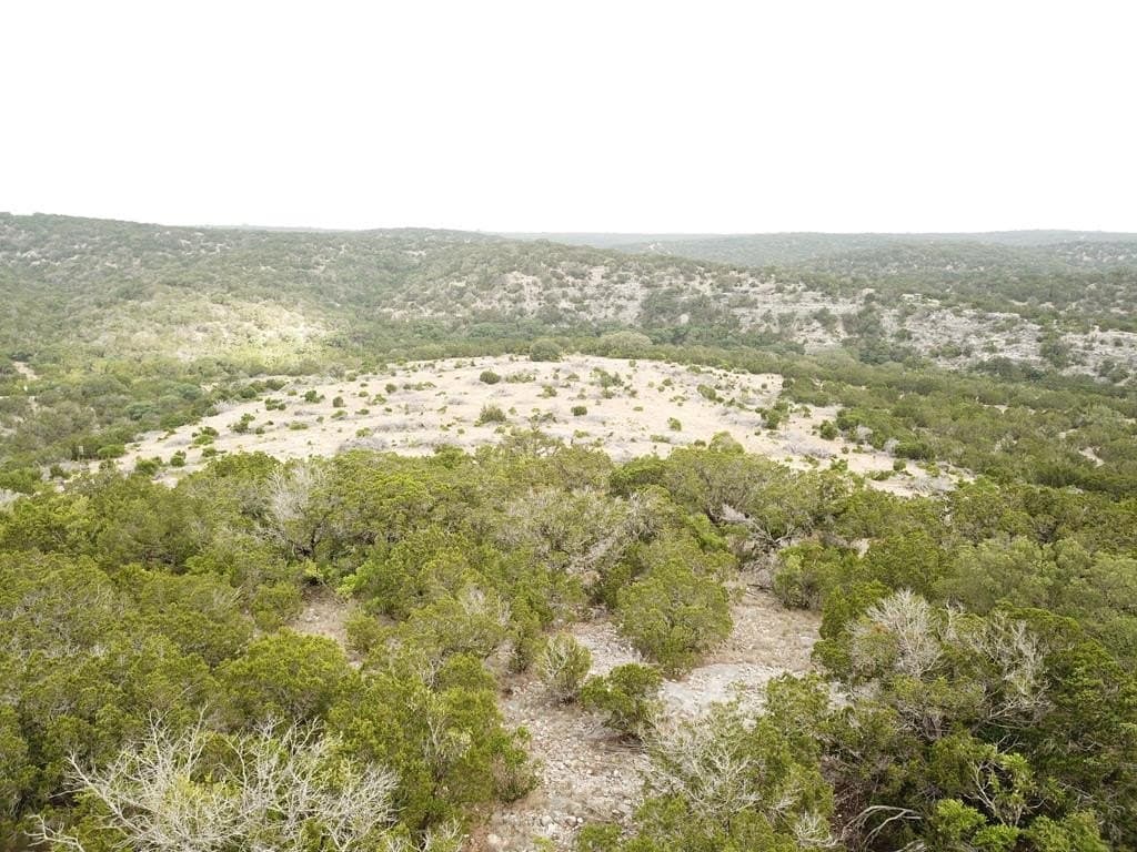 1,038 acres in Edwards County - photo 20