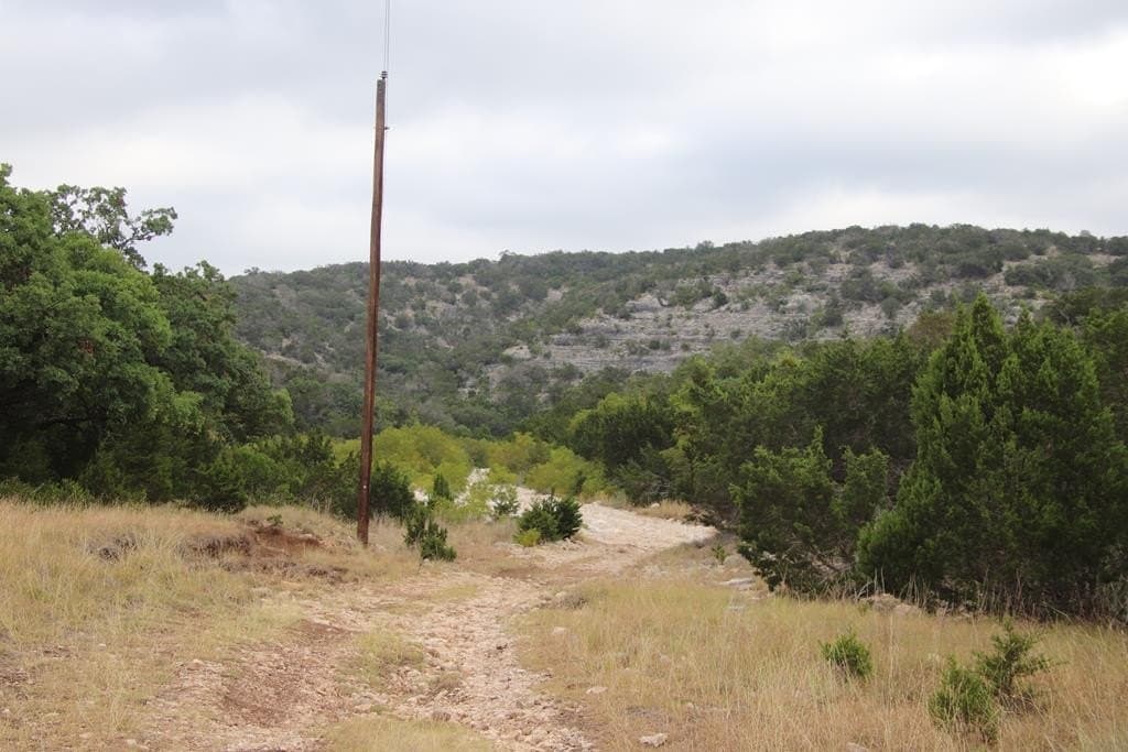 1,038 acres in Edwards County - photo 46