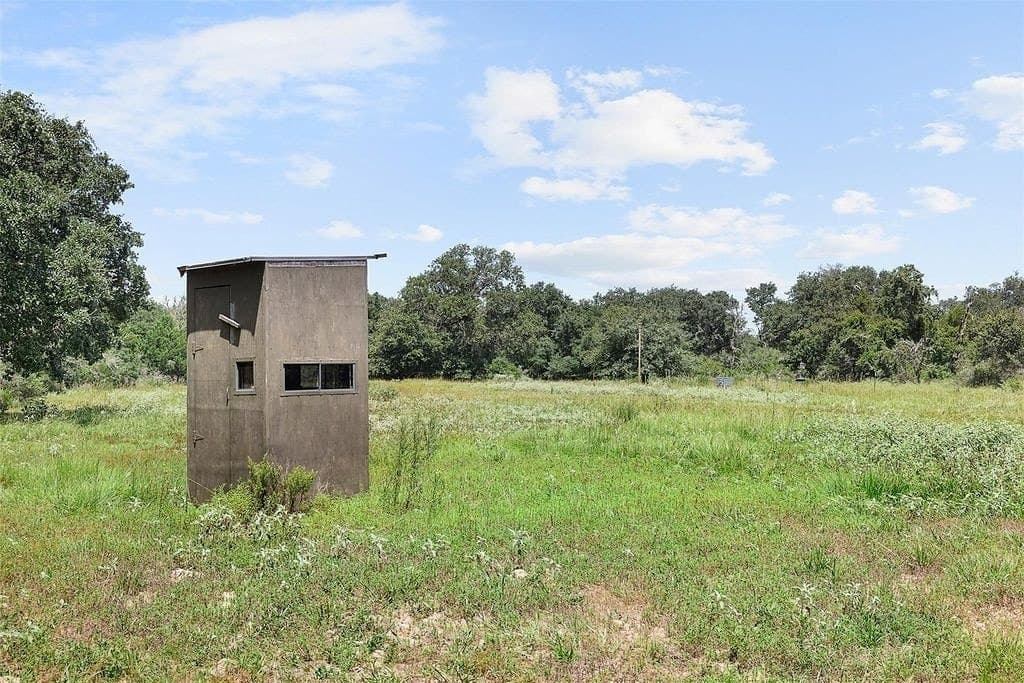 46.22 acres in Colorado County - photo 10