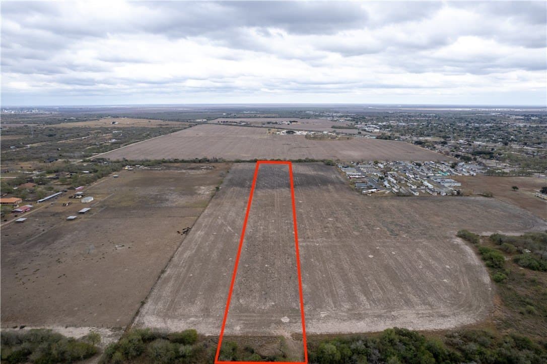 7.09 acres in Kleberg County - photo 3