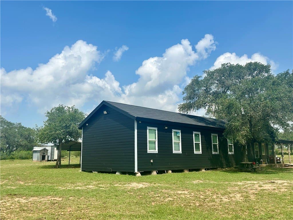 10.65 acres in Bee County featured view