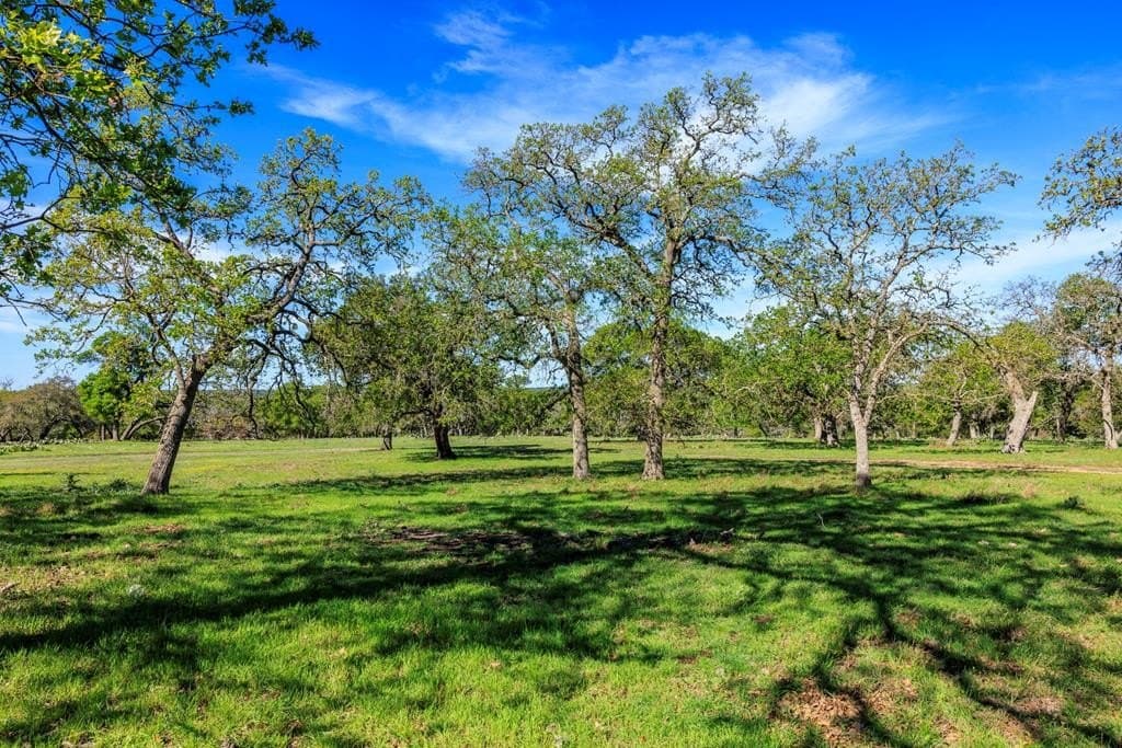25 acres in Kerr County