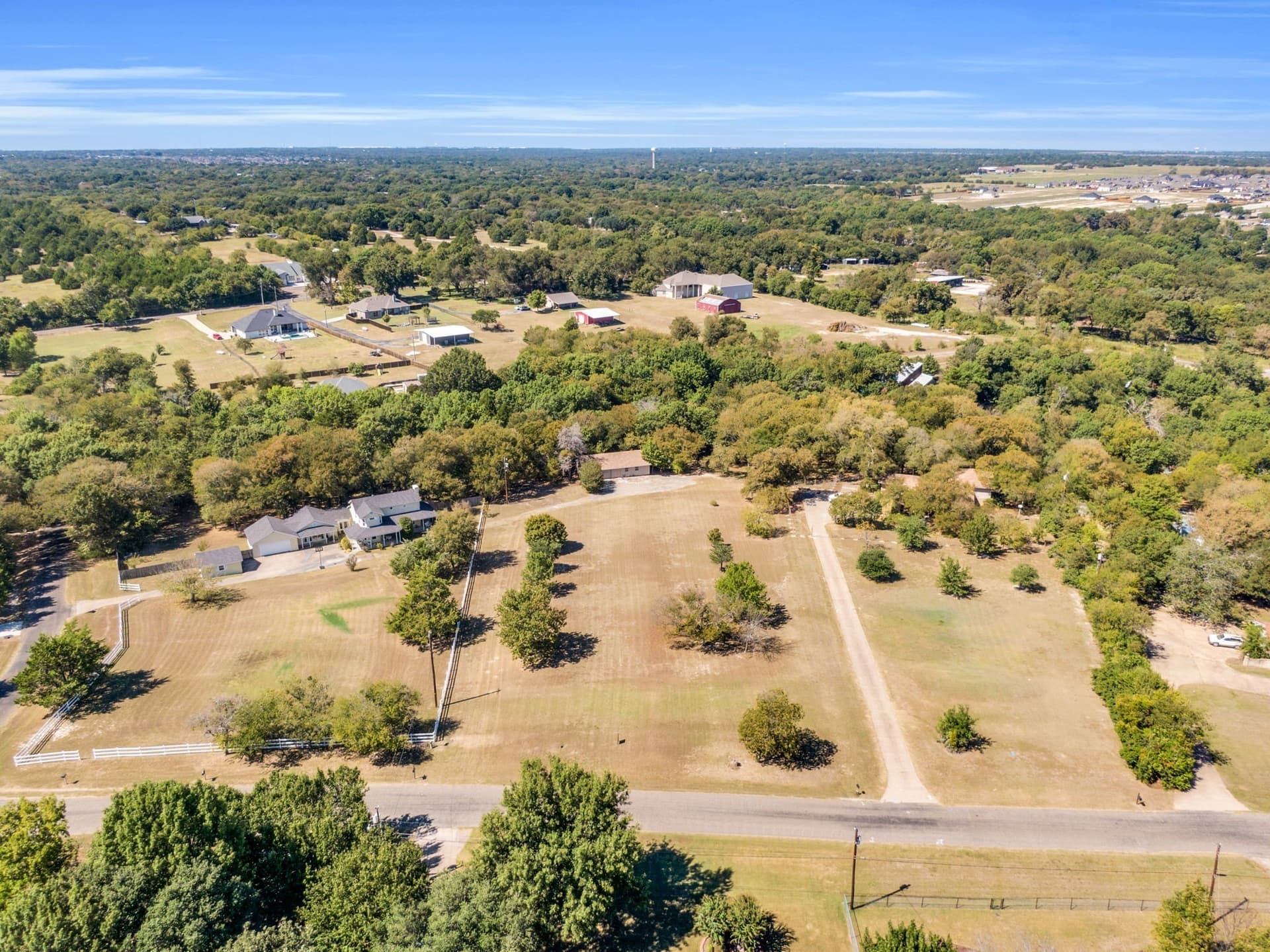 2 acres in Ellis County - photo 11