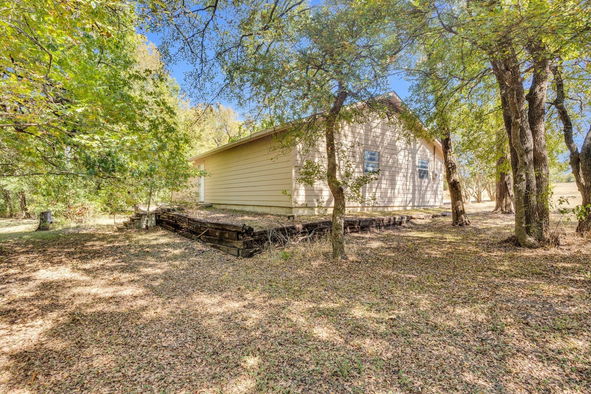 2 acres in Ellis County - photo 18