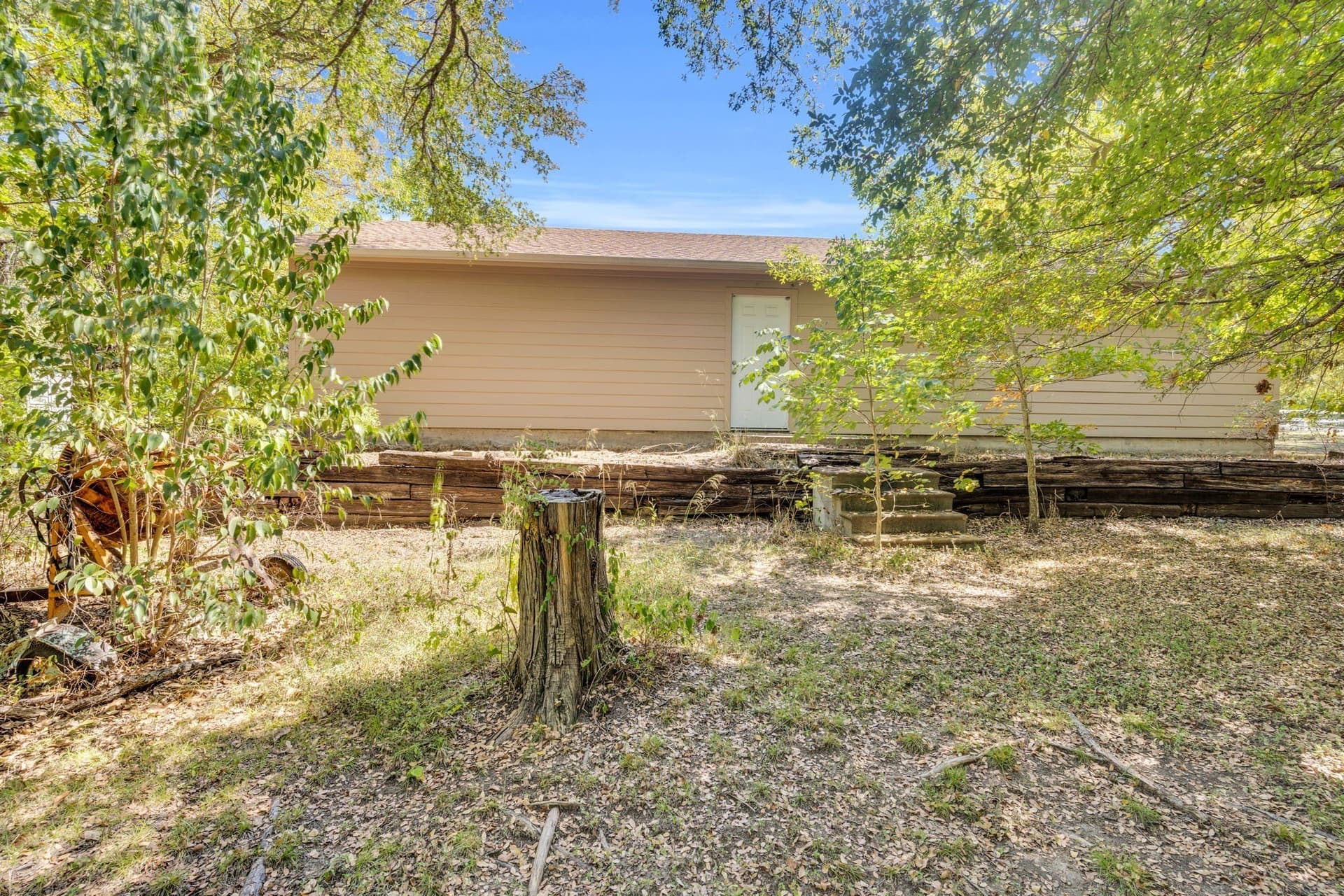 2 acres in Ellis County - photo 15